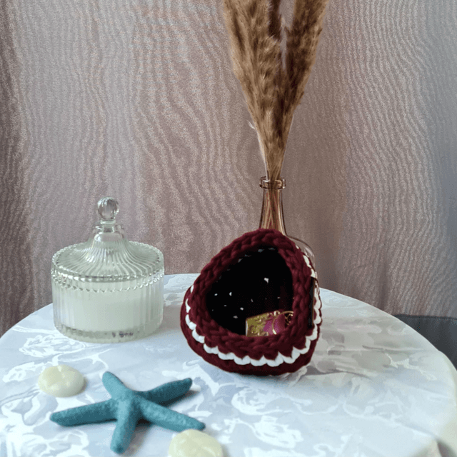 Porte bijoux triangle